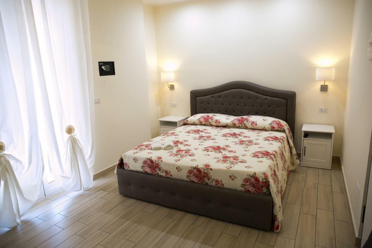 Ludovica Home Giardini Naxos Εξωτερικό φωτογραφία
